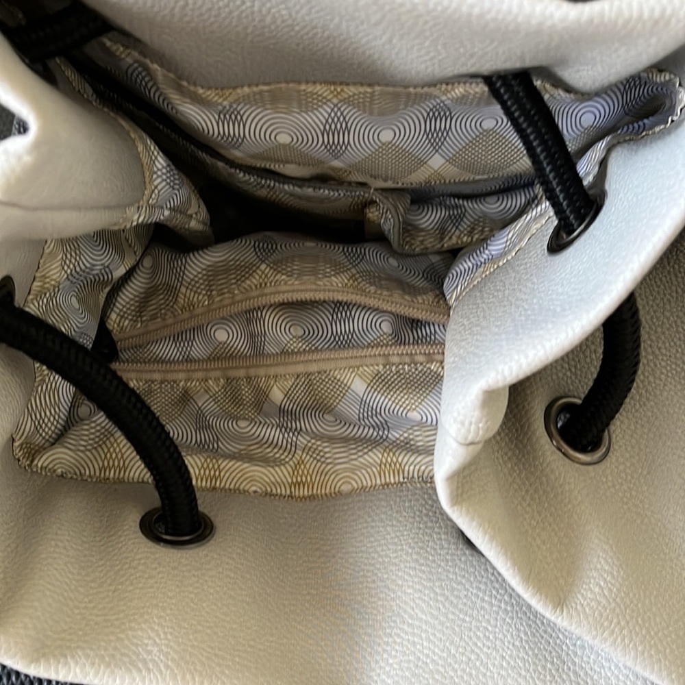 Pixie + Mood Ombre Convertible Tote/Backpack - image 7